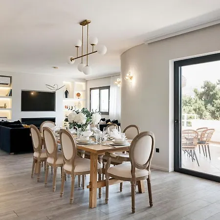 Luxury 3-bd With 80sqm Balcony In Glifada * Athens